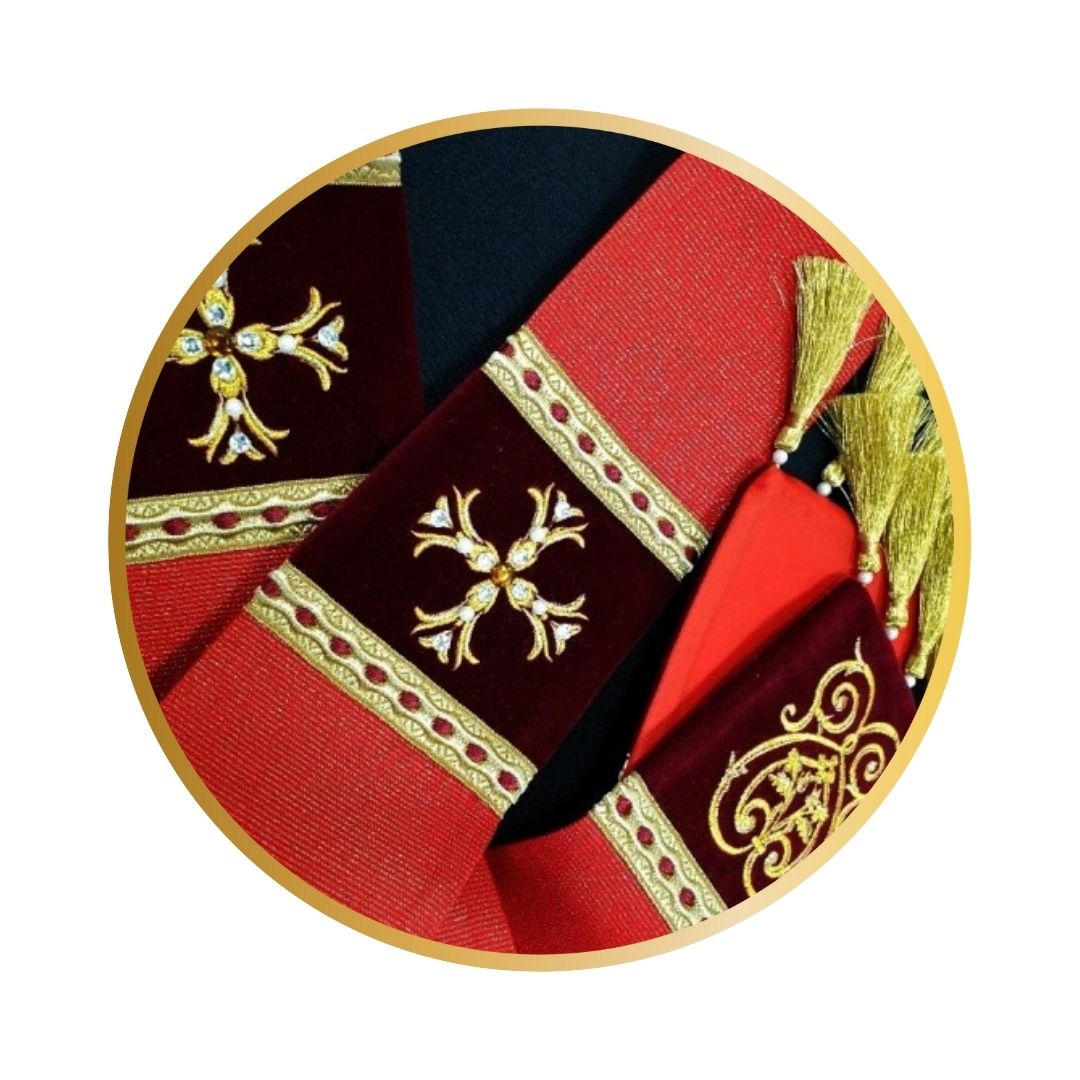 Liturgical priest stole red 100% wool with lurex. Embroidered cross on velvet , trimmed with braid and tassels.