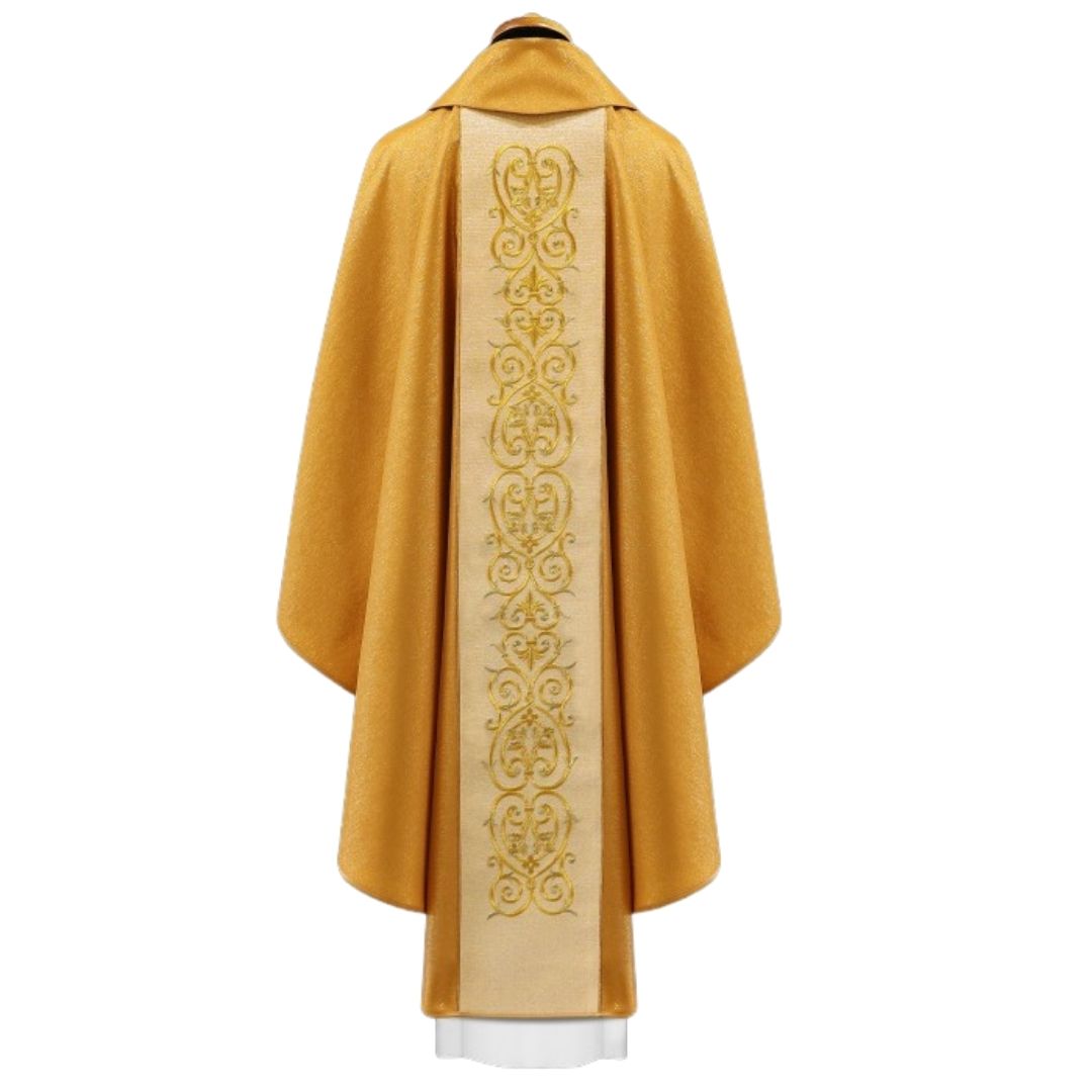 Our Lady of Mount Carmel chasuble with baroque embroidery.