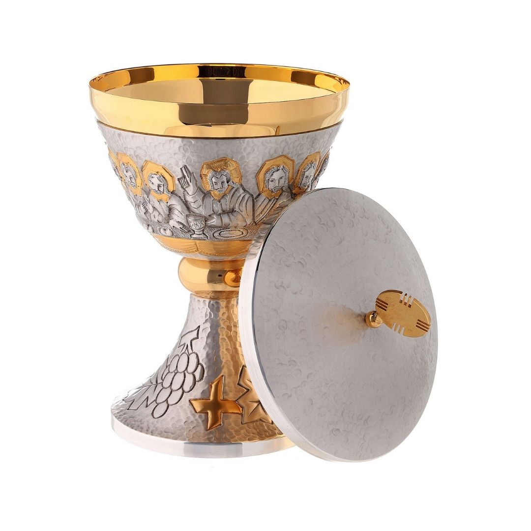 Ciborium two tone with the Last Supper. Made in Italy by Mollica and sold by The Clergy Store
