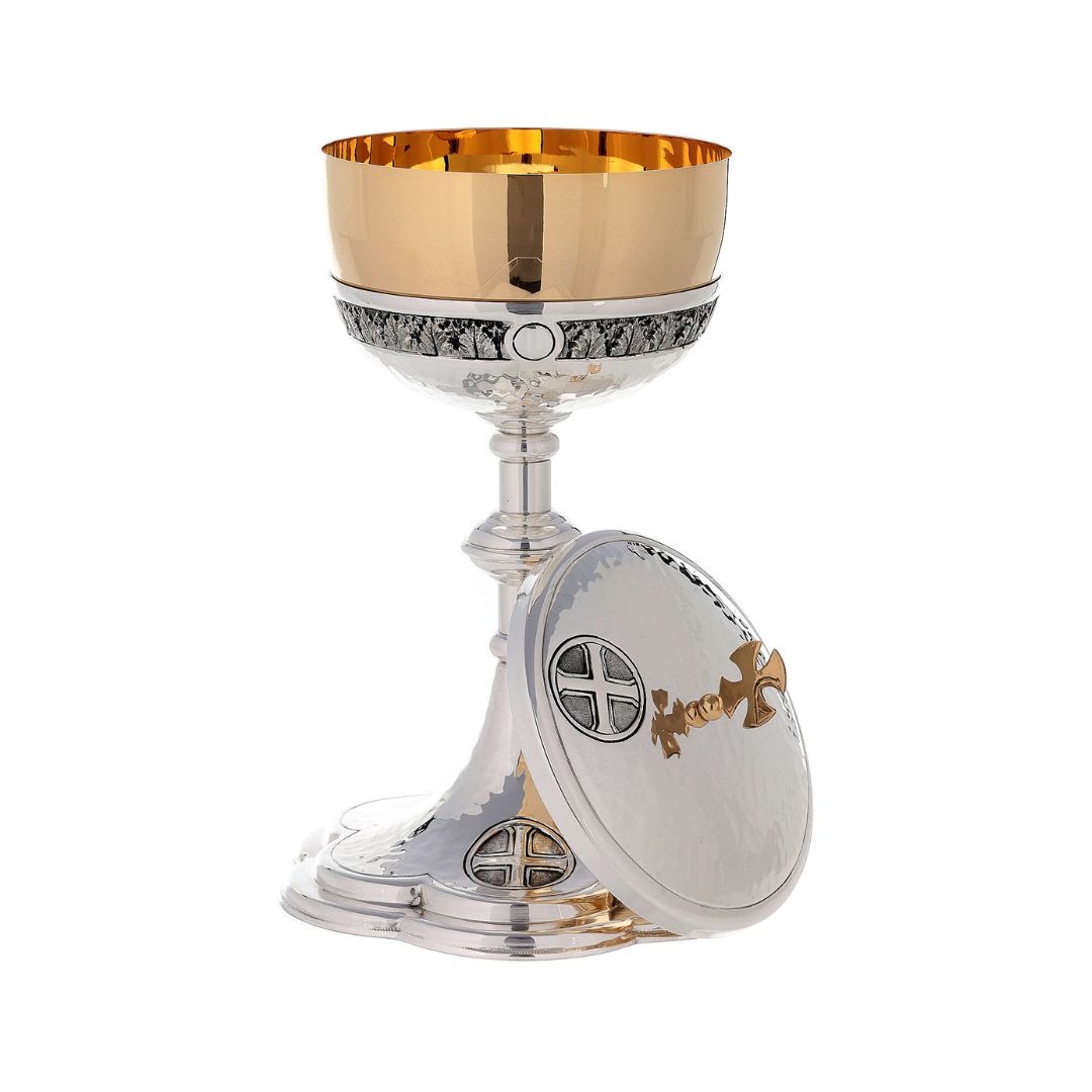 Ciborium with Celtic Cross and Leaves design. Made in Italy by Mollica and sold by The Clergy Store