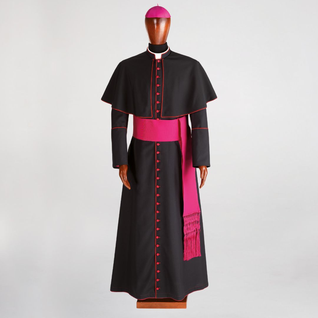 Shoulder cape for roman clerical cassocks