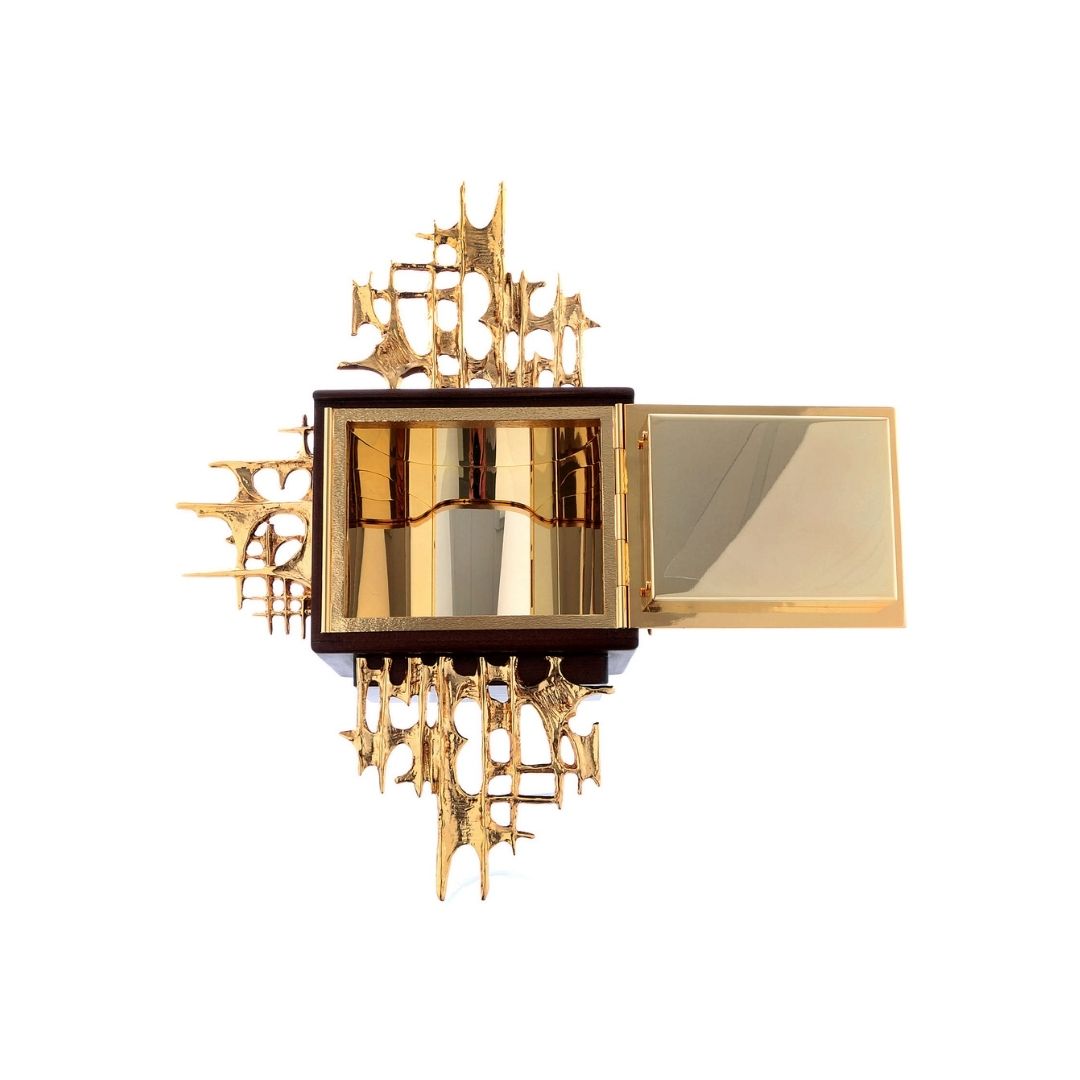 Wall Tabernacle with the Last Supper in 24k Gold Plated. Single door. Made by Napoletana Arte Sacra Italy