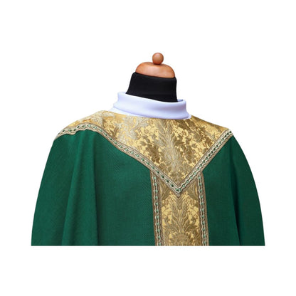 Chasuble with metallic brocade with v-shape neckline trimmed in galloon.