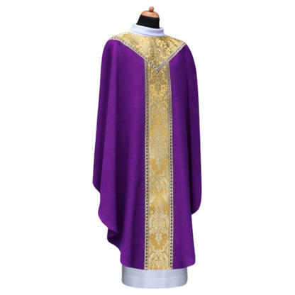 Chasuble with metallic brocade with v-shape neckline trimmed in galloon.