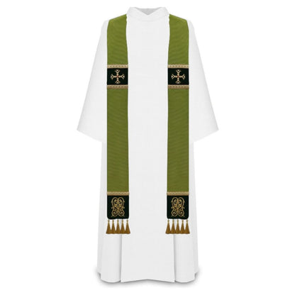 Liturgical priest stole green 100% wool  with lurex. Embroidered cross on velvet , trimmed with braid and tassels.