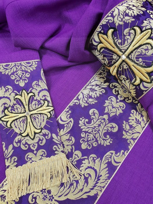 Chasuble | Cross on Italian Brocade | 2-133