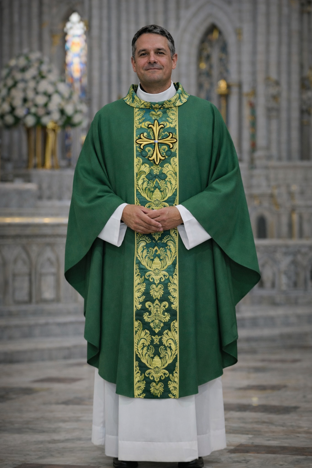 Chasubles made of a light and modern fabric decorated with panels and a collar made of a beautiful Italian brocade, convex embroidery of a cross with a stone (100% polyester)