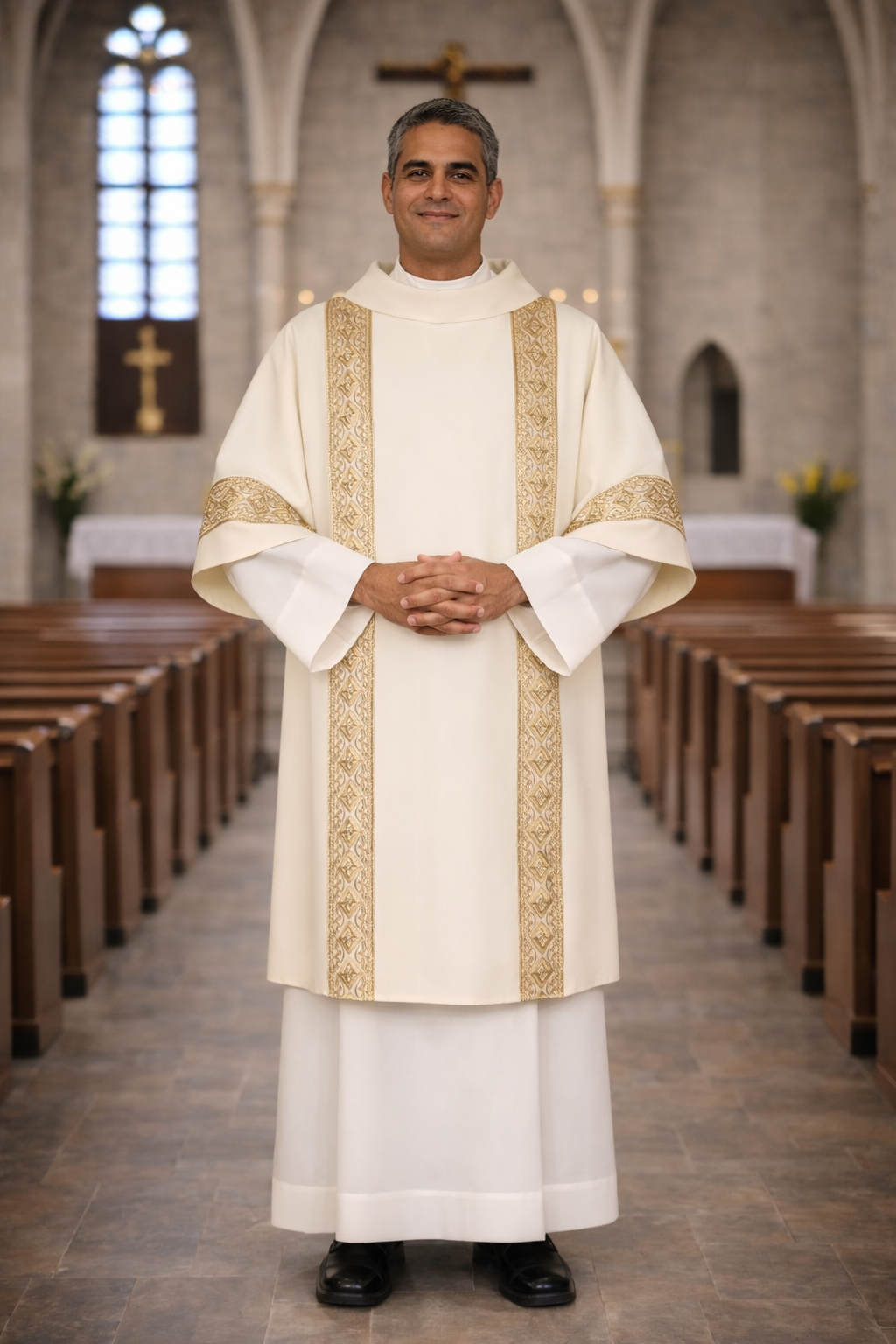 Dalmatic ivory with embroidered gold bands and cowl collar on lightweight material. Made in Italy