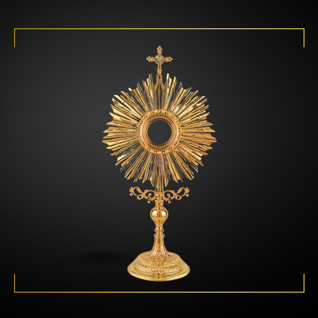 Traditional Monstrance Made in Poland Brass Gold Plated Style 467. Made in Poland and sold by The Clergy Store