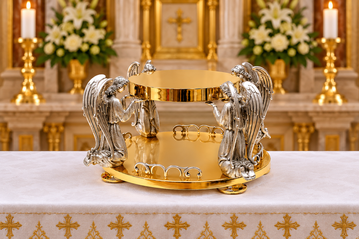 Thabor for monstrance brass gold plated with 4 Angels. Made in Italy and sold by The Clergy Store