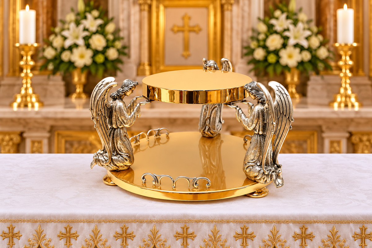 Thabor for monstrance brass gold plated with  3 Angels. Made in Italy and sold by The Clergy Store