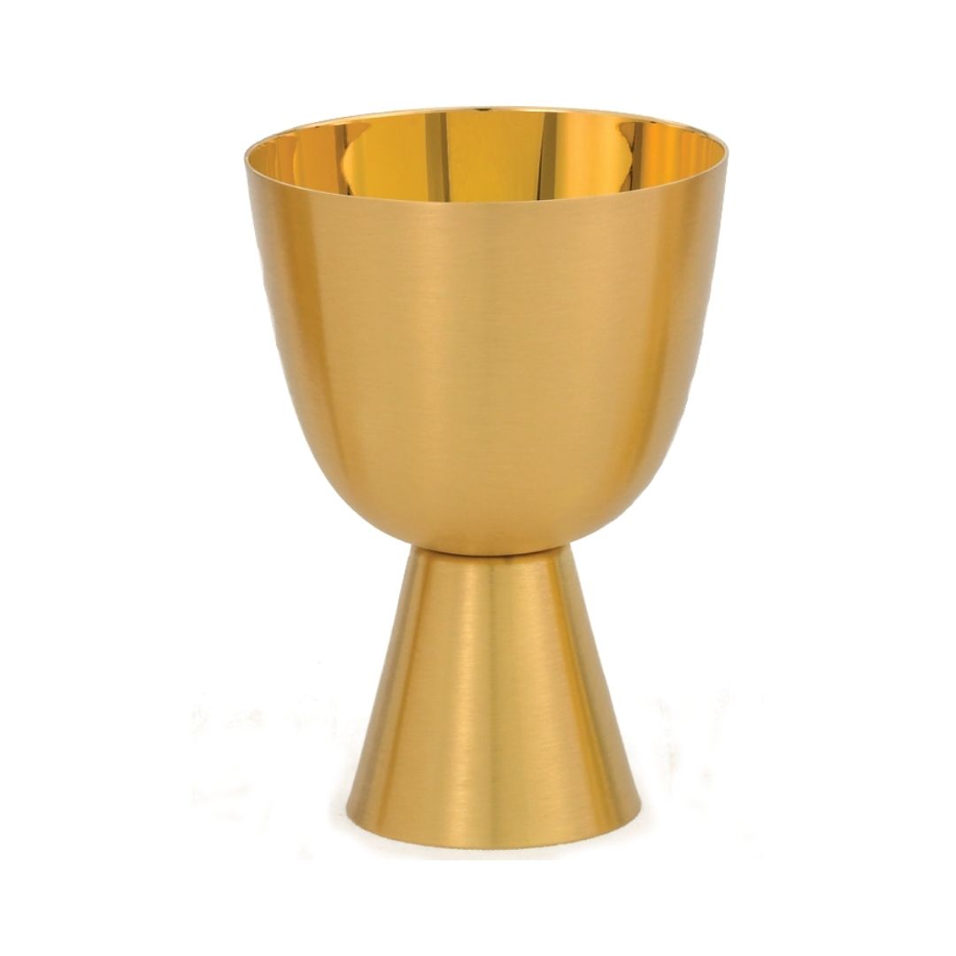 Gold and silver plated chalices for communion, designed for churches, chapels, and parish liturgies.
