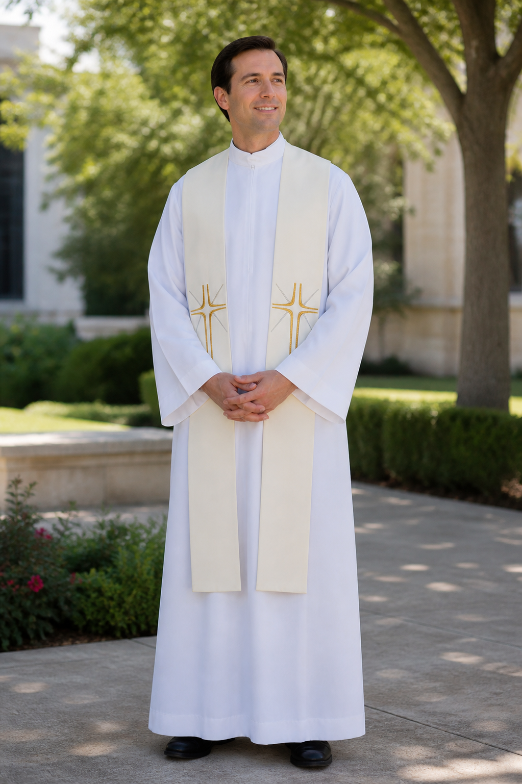 Ivory priest stole with gold cross and rays
