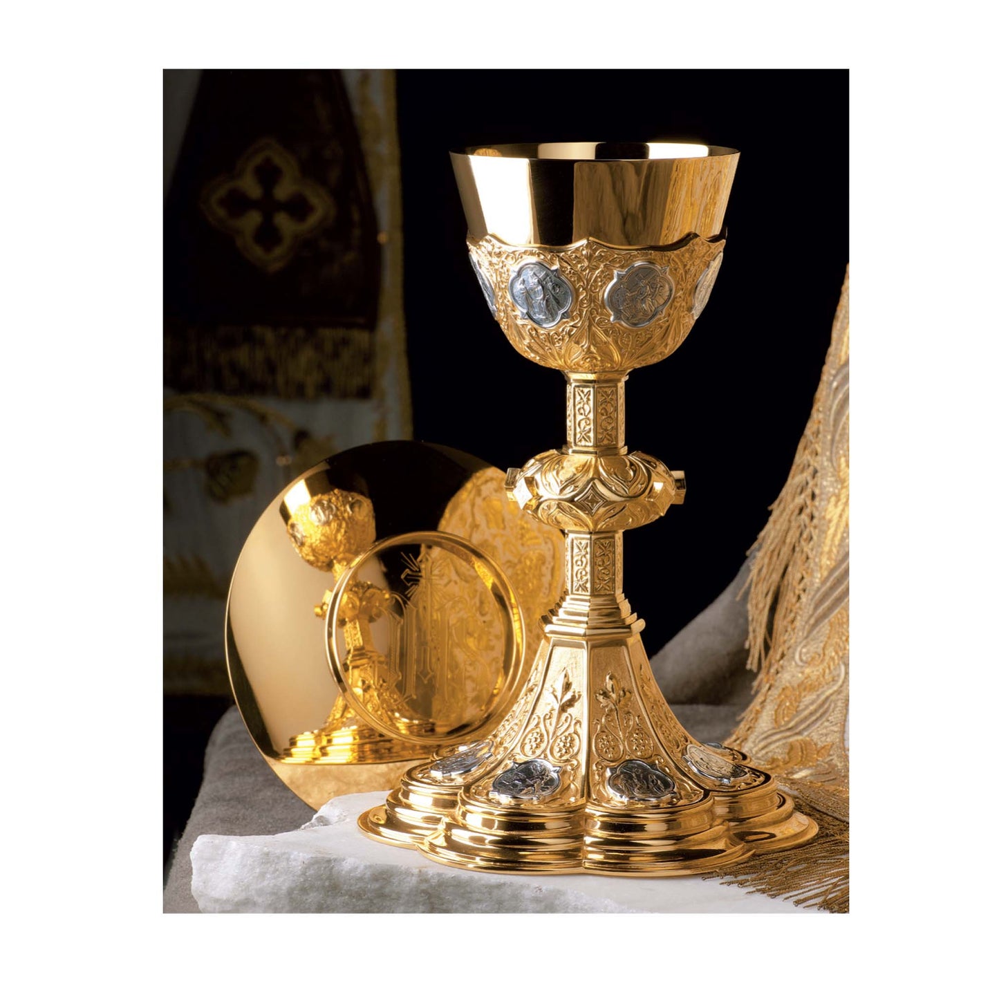 Gothic Chalice & Scale Paten With Ring|2465