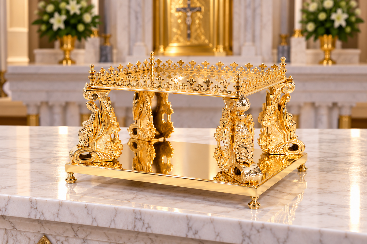 Traditional monstrance thabor gold plated vintage style