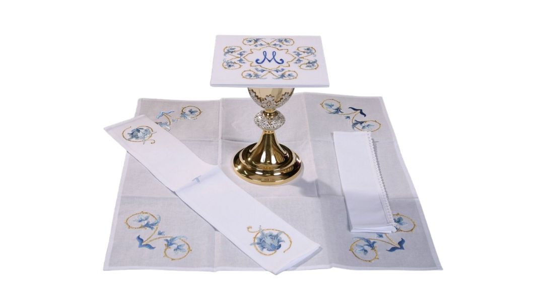 Mass linen set Ava Maria embroidery